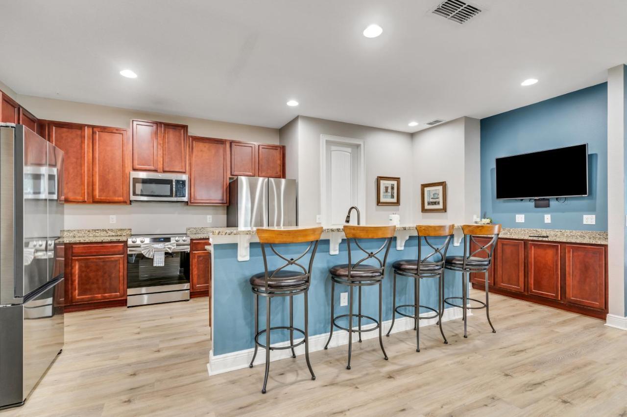 Huge 10 Bdr Family House With Arcades And Free Pool Heat Near Disney Орландо Екстериор снимка